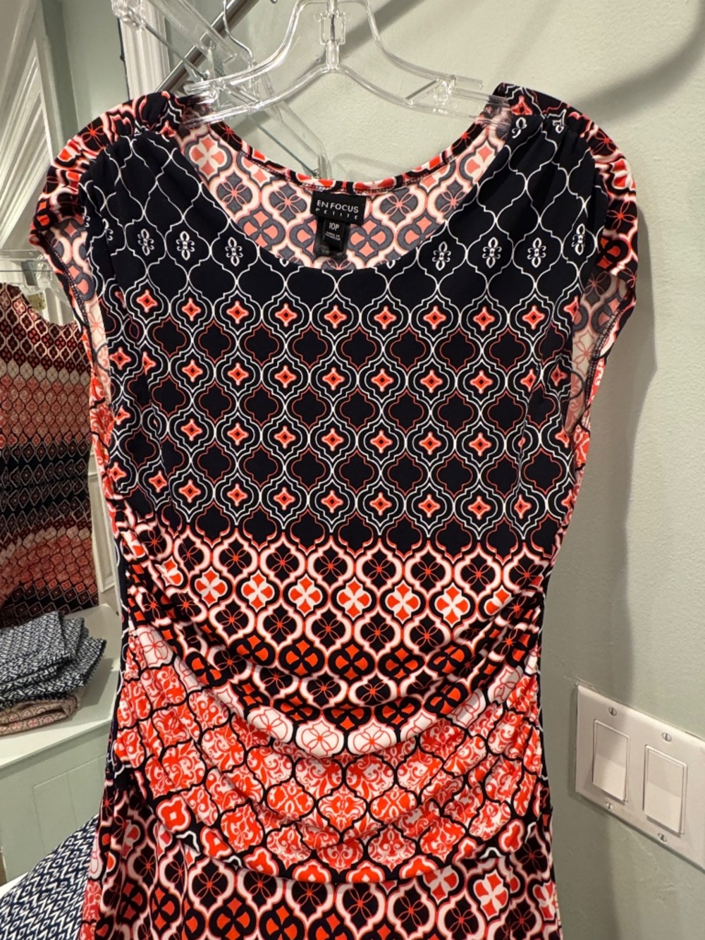 Dress - Picture 5 of 5